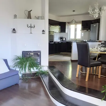 Flores With Garden & Sea View * ماكارسكا